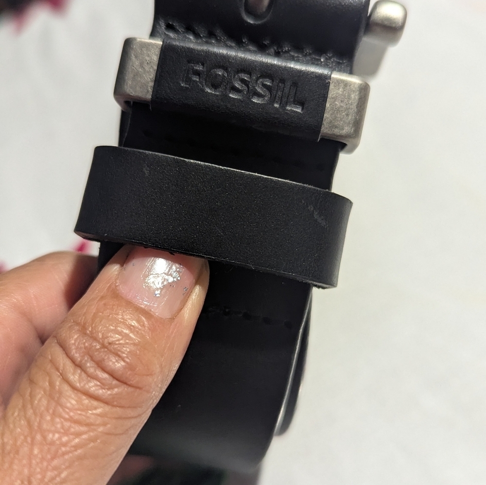 Fossil Men's Black Leather Belt - Picture 3 of 5
